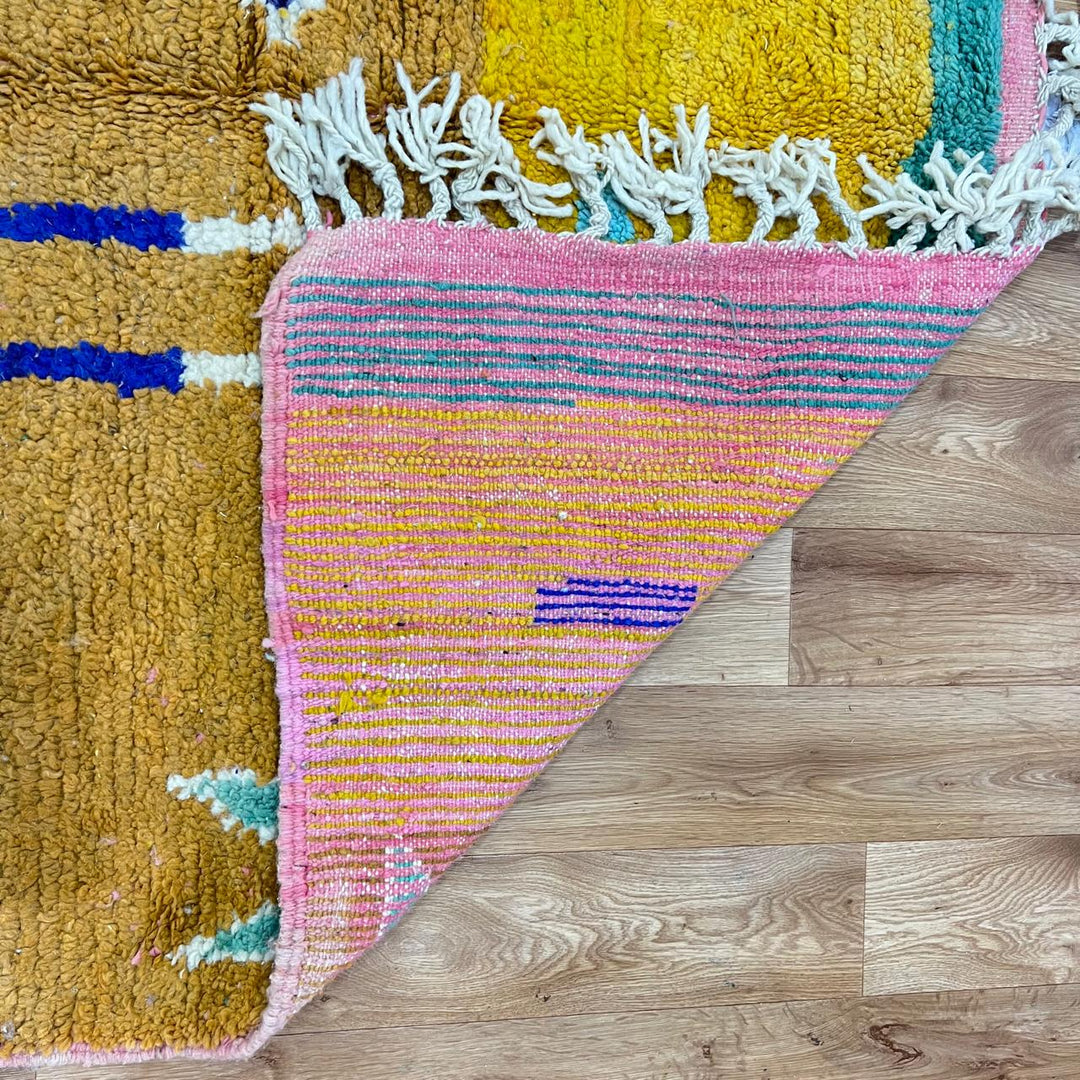 Vintage Moroccan wool rug with colorful geometric Berber diamond pattern, handmade in Morocco, size 257x150 cm.