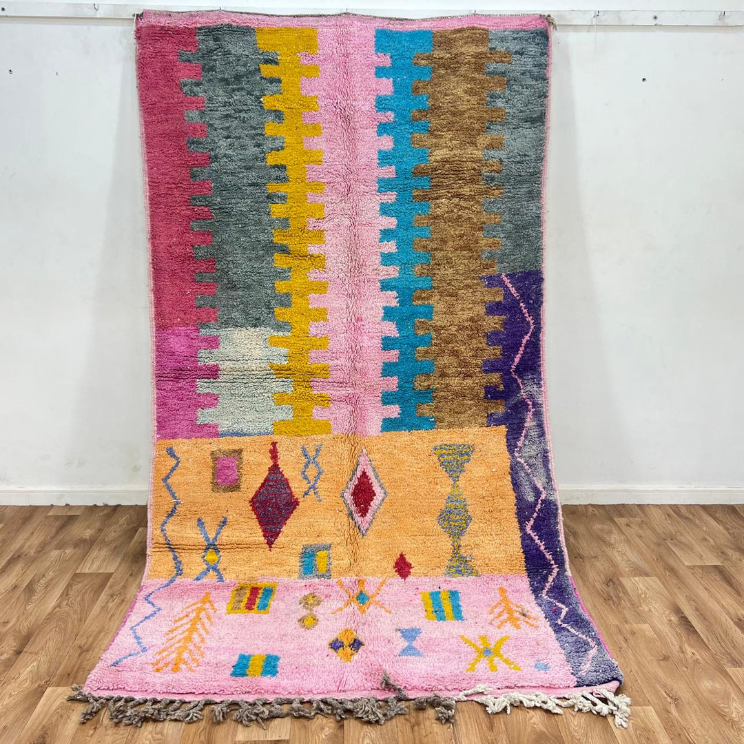 Vintage Moroccan wool rug with abstract geometric design in pink, beige, teal and mustard, handmade Berber carpet from Morocco, size 275x154 cm