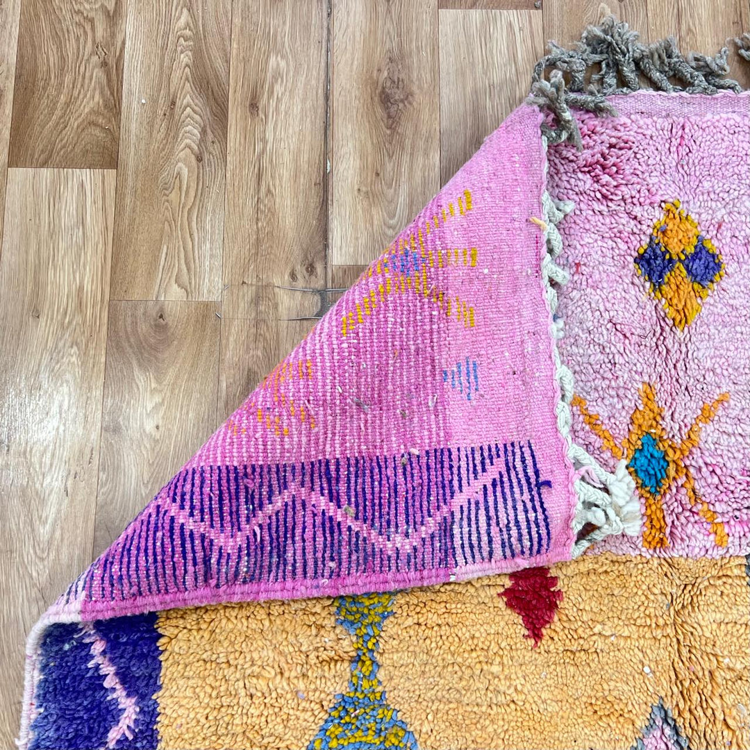 Vintage Moroccan wool rug with abstract geometric design in pink, beige, teal and mustard, handmade Berber carpet from Morocco, size 275x154 cm