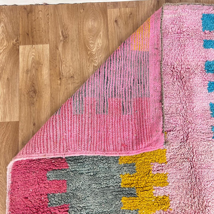 Vintage Moroccan wool rug with abstract geometric design in pink, beige, teal and mustard, handmade Berber carpet from Morocco, size 275x154 cm