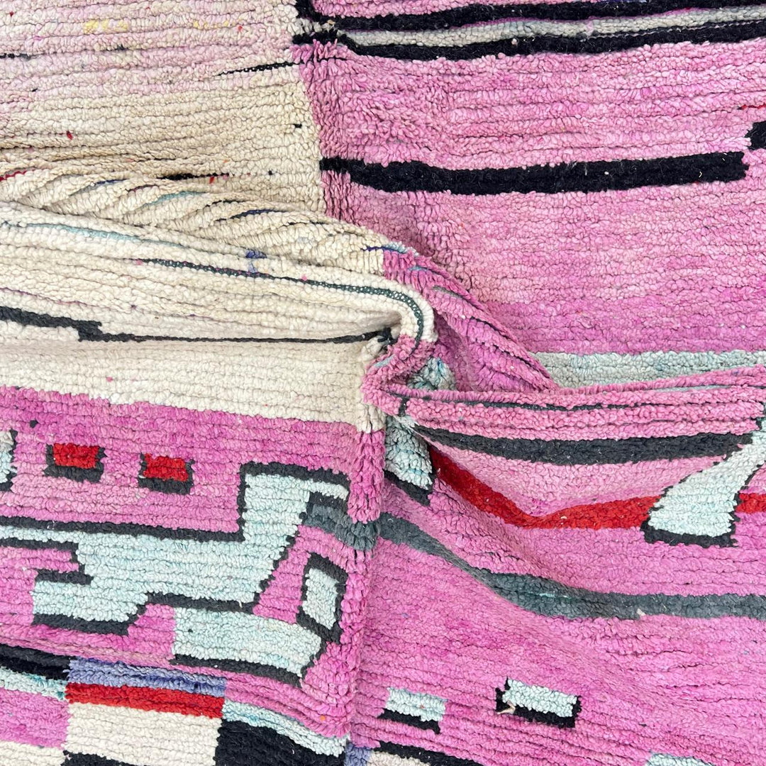 Vintage Moroccan wool rug in soft pink and ivory with abstract Berber lines and geometric motifs, handmade rug 259x159 cm