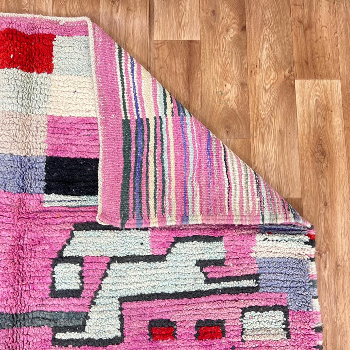 Vintage Moroccan wool rug in soft pink and ivory with abstract Berber lines and geometric motifs, handmade rug 259x159 cm