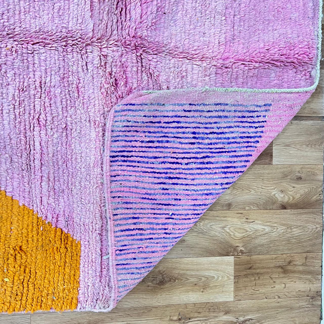 Vintage Moroccan Wool Rug 241 – handmade pink and orange geometric Moroccan wool rug (265 × 153 cm).