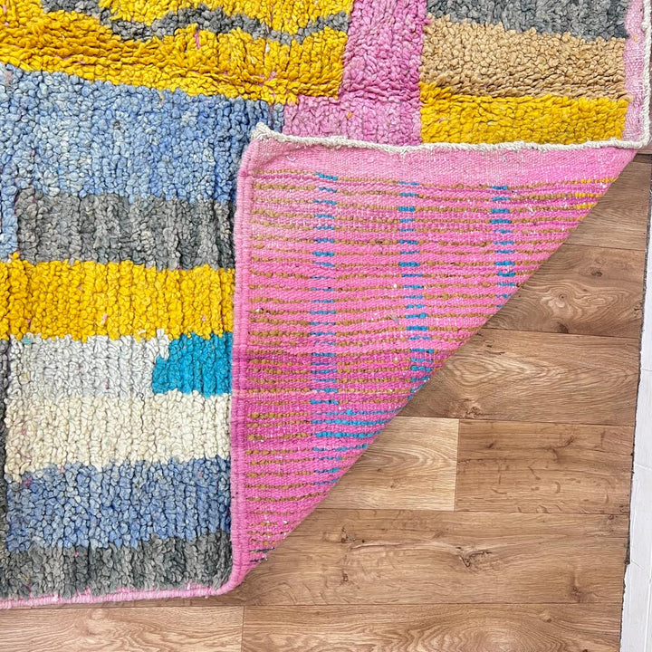 Vintage Moroccan Wool Rug 232 – handmade yellow and blue abstract Moroccan wool rug (251 × 153 cm).