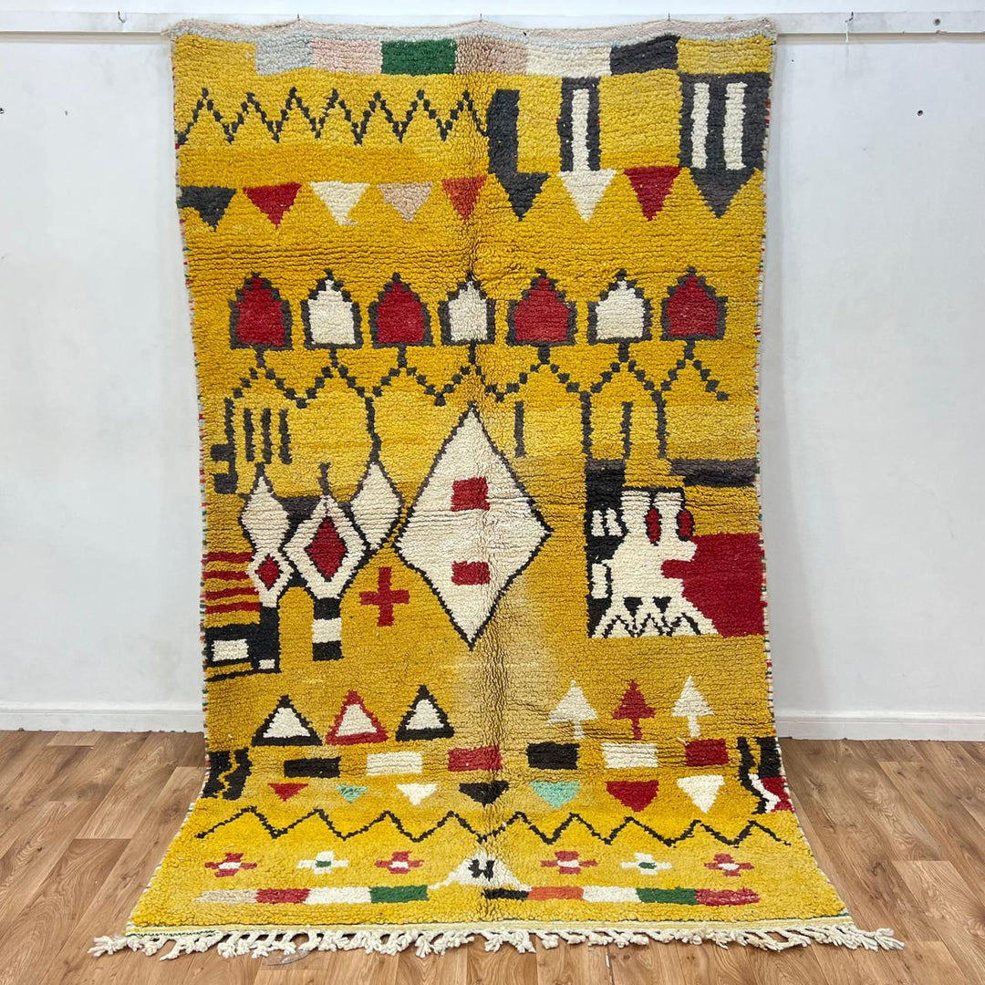 Vintage Moroccan Wool Rug 247 – handmade mustard yellow geometric Berber rug (258 × 157 cm).