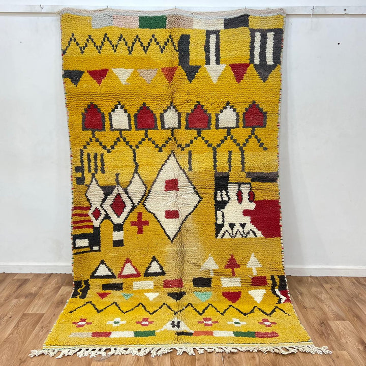 Vintage Moroccan Wool Rug 247 – handmade mustard yellow geometric Berber rug (258 × 157 cm).