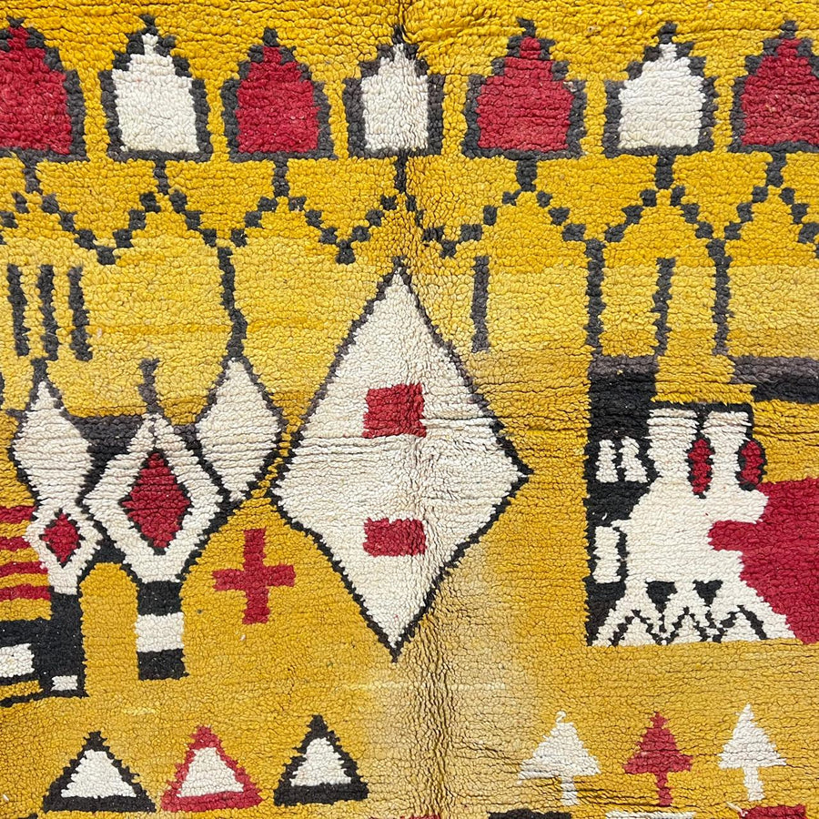Vintage Moroccan Wool Rug 247 – handmade mustard yellow geometric Berber rug (258 × 157 cm).