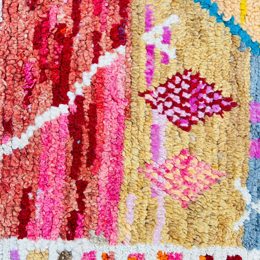 Vintage Moroccan wool rug 718 – handmade colorful Berber wool carpet 250 × 166 cm (8.2 × 5.44 ft).