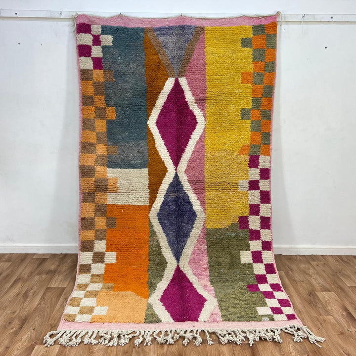 Vintage Moroccan wool rug 693 – handmade colorful geometric Berber wool carpet 265 × 160 cm (8.69 × 5.25 ft).