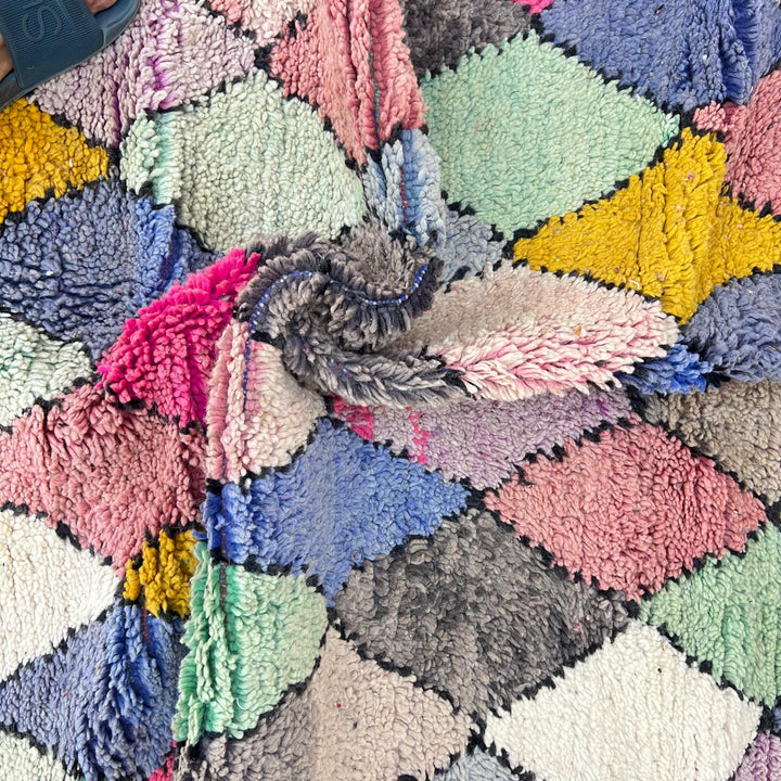 Vintage Moroccan wool rug 740 – handmade multicolor diamond Berber wool carpet 270 × 170 cm (8.85 × 5.57 ft)