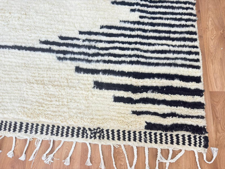 Black and White Moroccan Wool Rug – Striped Berber Design