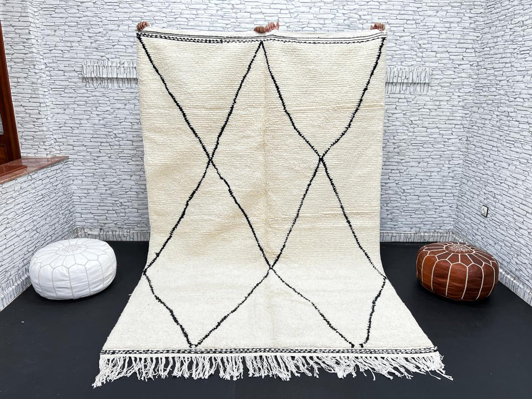 Handmade white Moroccan Beni Ourain wool rug with black diamond lines – Berber shag carpet
