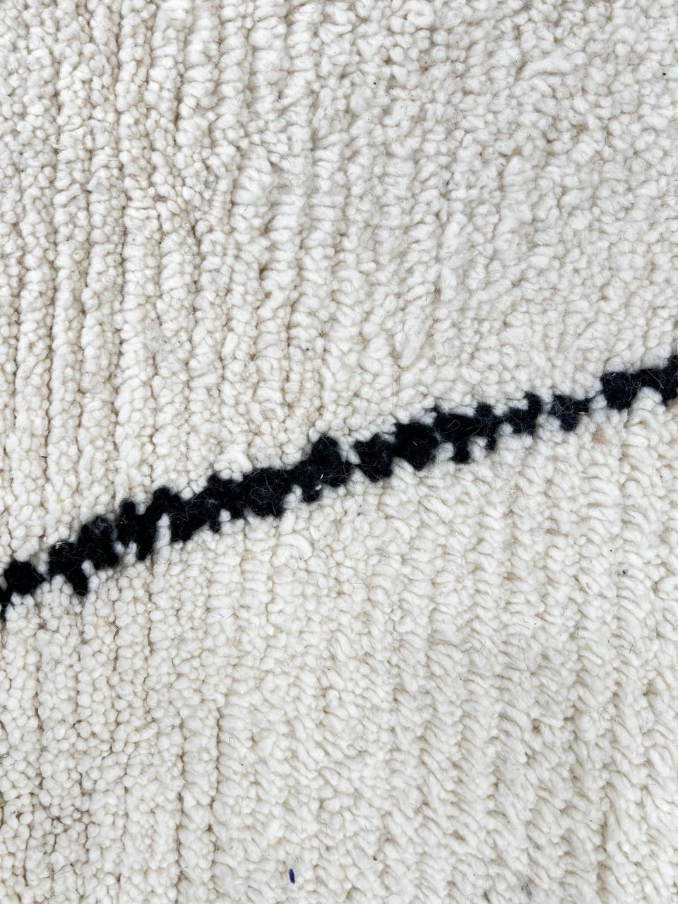 Handmade white Moroccan Beni Ourain wool rug with black diamond lines – Berber shag carpet