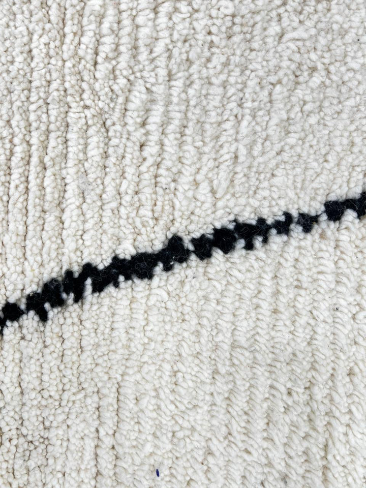 Handmade white Moroccan Beni Ourain wool rug with black diamond lines – Berber shag carpet
