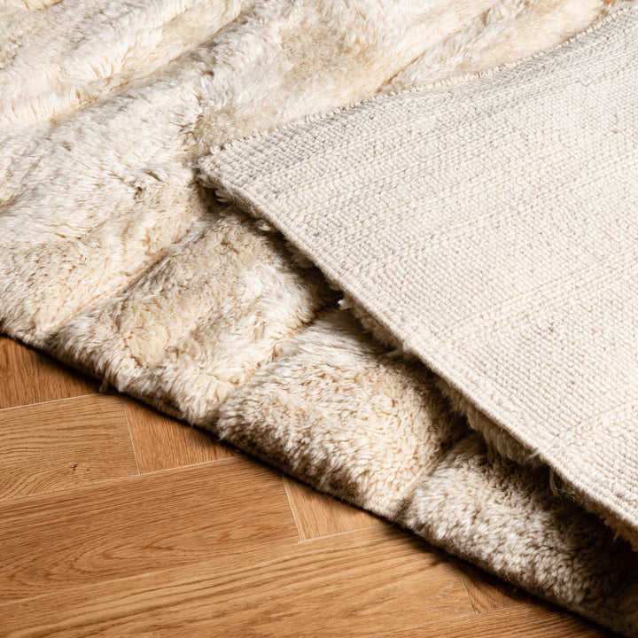 White Moroccan Wool Runner Rug with Textured Lines