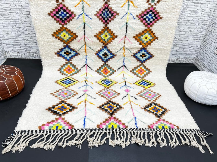Handmade white Moroccan wool rug with colorful diamond motifs – Azilal Berber design
