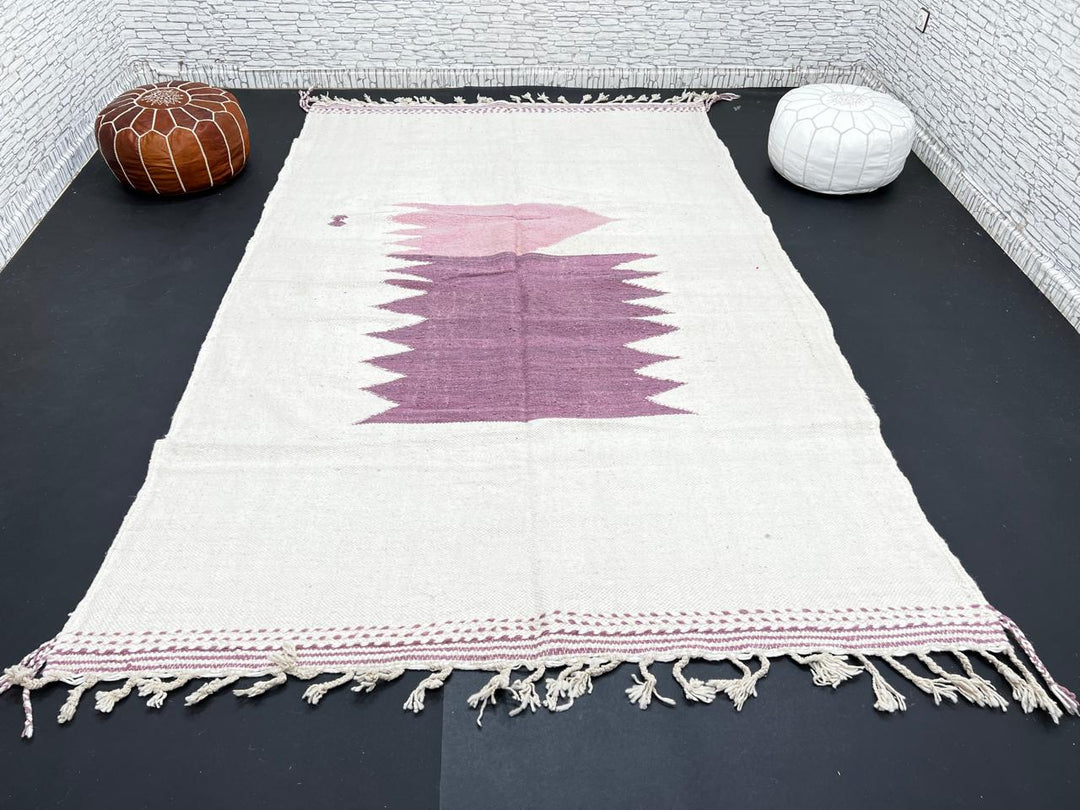 Handwoven white and purple Moroccan flatweave wool rug with geometric pink and purple motifs – Berber kilim