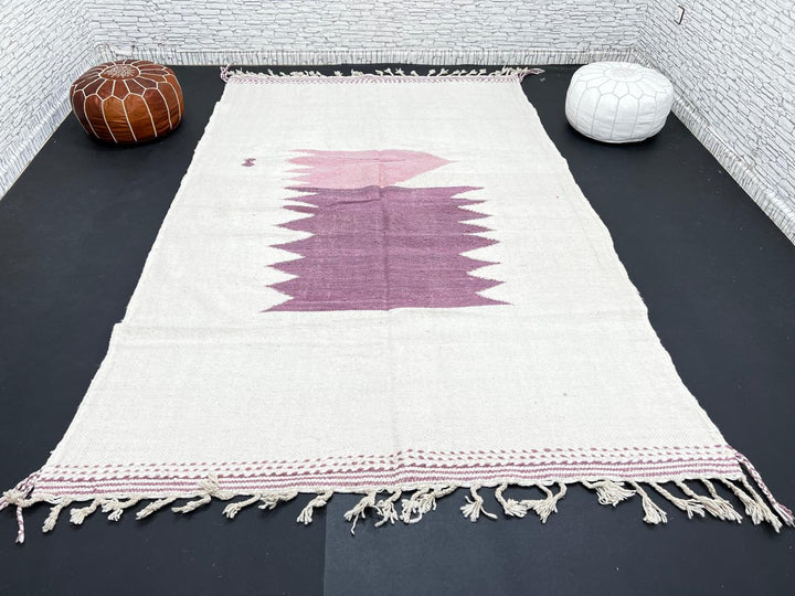 Handwoven white and purple Moroccan flatweave wool rug with geometric pink and purple motifs – Berber kilim