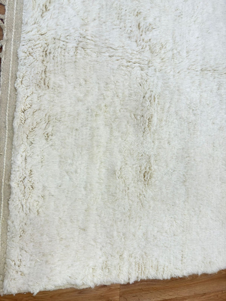 Cream Moroccan Rug – Hand Knotted Wool Beni Ourain Carpet