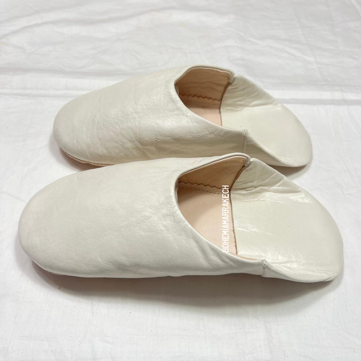 Handmade White Moroccan leather babouche slippers with flat sole