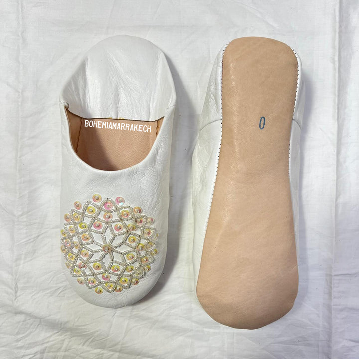 Classic Moroccan pointed babouche slippers, artisan crafted.