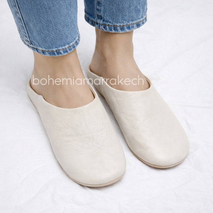 Handmade White Moroccan leather babouche slippers with flat sole