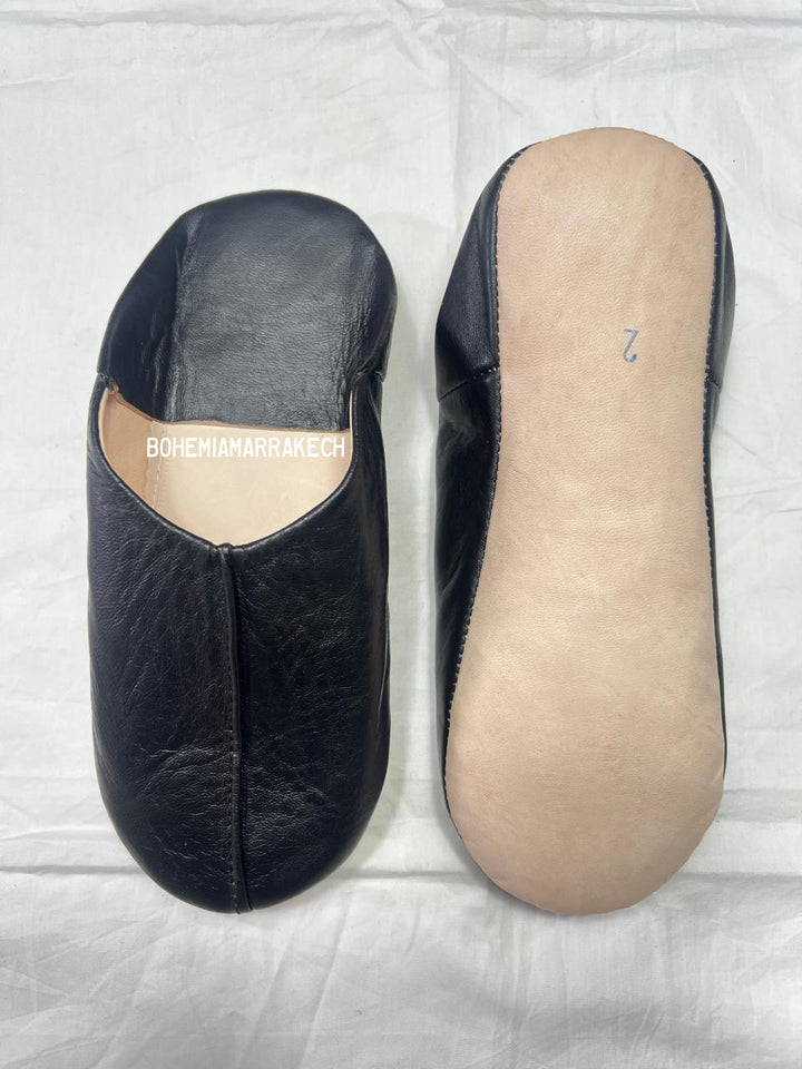 Minimal black Moroccan leather babouche slippers handmade
