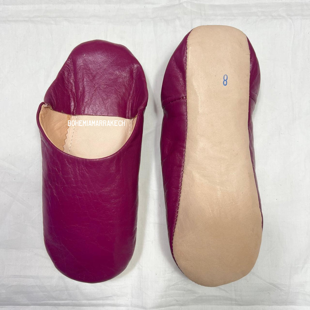 Handmade magenta Moroccan leather babouche slippers with flat sole