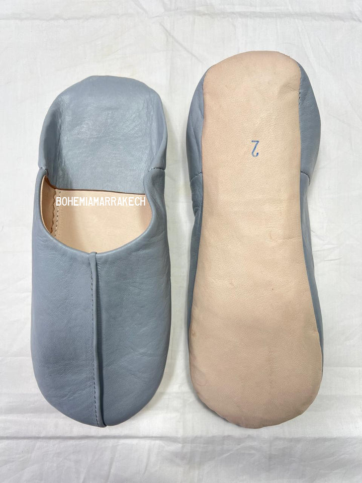 Handmade gray Moroccan leather babouche slippers with minimalist plain design