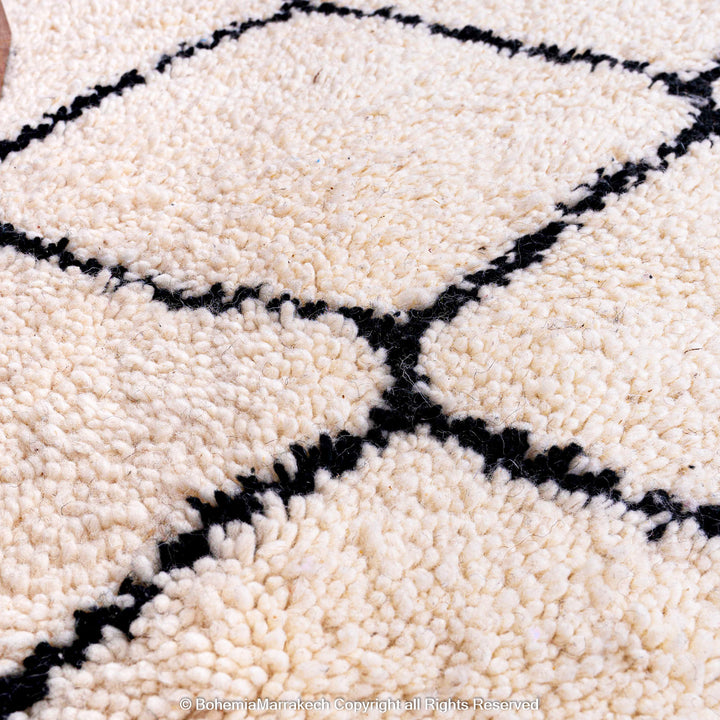 Custom Beni Ourain rug - Moroccan rug - Black and white moroccan rug