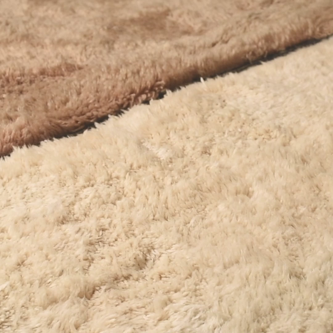 Minimalist Cream and Brown Moroccan Rug – Modern Wool Carpet