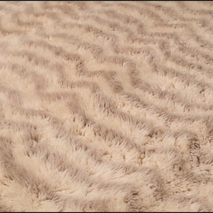 Beige Zigzag Moroccan Rug – Handwoven Soft Wool Area Carpet