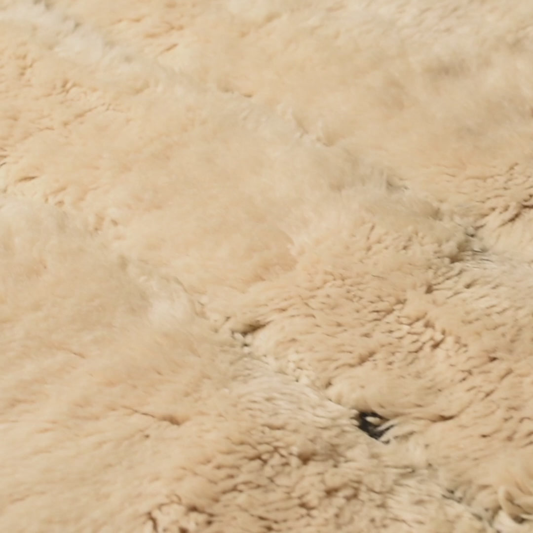Modern Abstract Beni Mrirt Moroccan Wool Rug
