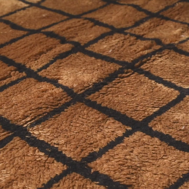 Custom Beni Mrirt Wool Rug – Golden Grid Pattern