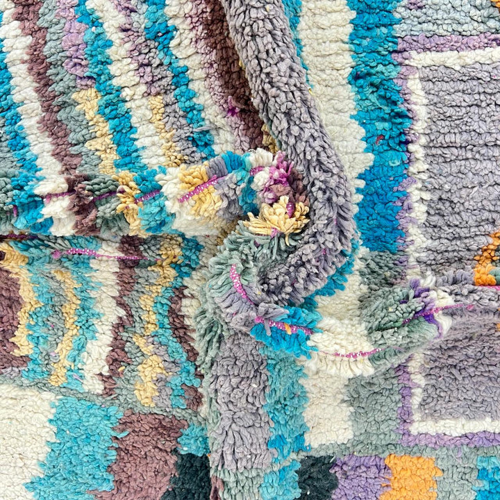 Vintage Moroccan wool rug 770 – handwoven Berber carpet with colorful vertical stripes in turquoise, yellow, gray, and cream (253 × 153 cm / 8.3 × 5.02 ft).