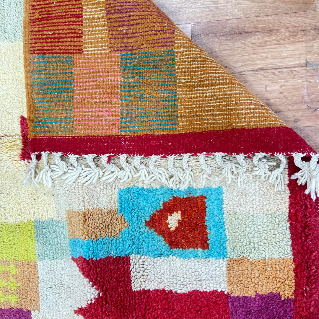 Vintage Moroccan wool rug 797 – colorful handmade Berber carpet with abstract patterns (243 × 154 cm / 7.97 × 5.05 ft).