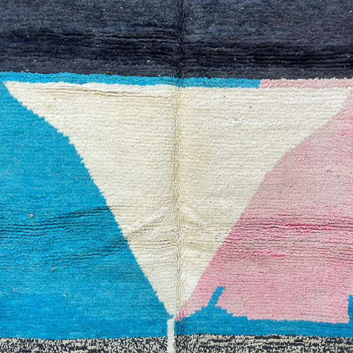 Vintage Moroccan wool rug 204 – handmade blue, cream, and pink geometric abstract Berber design (268 × 156 cm).