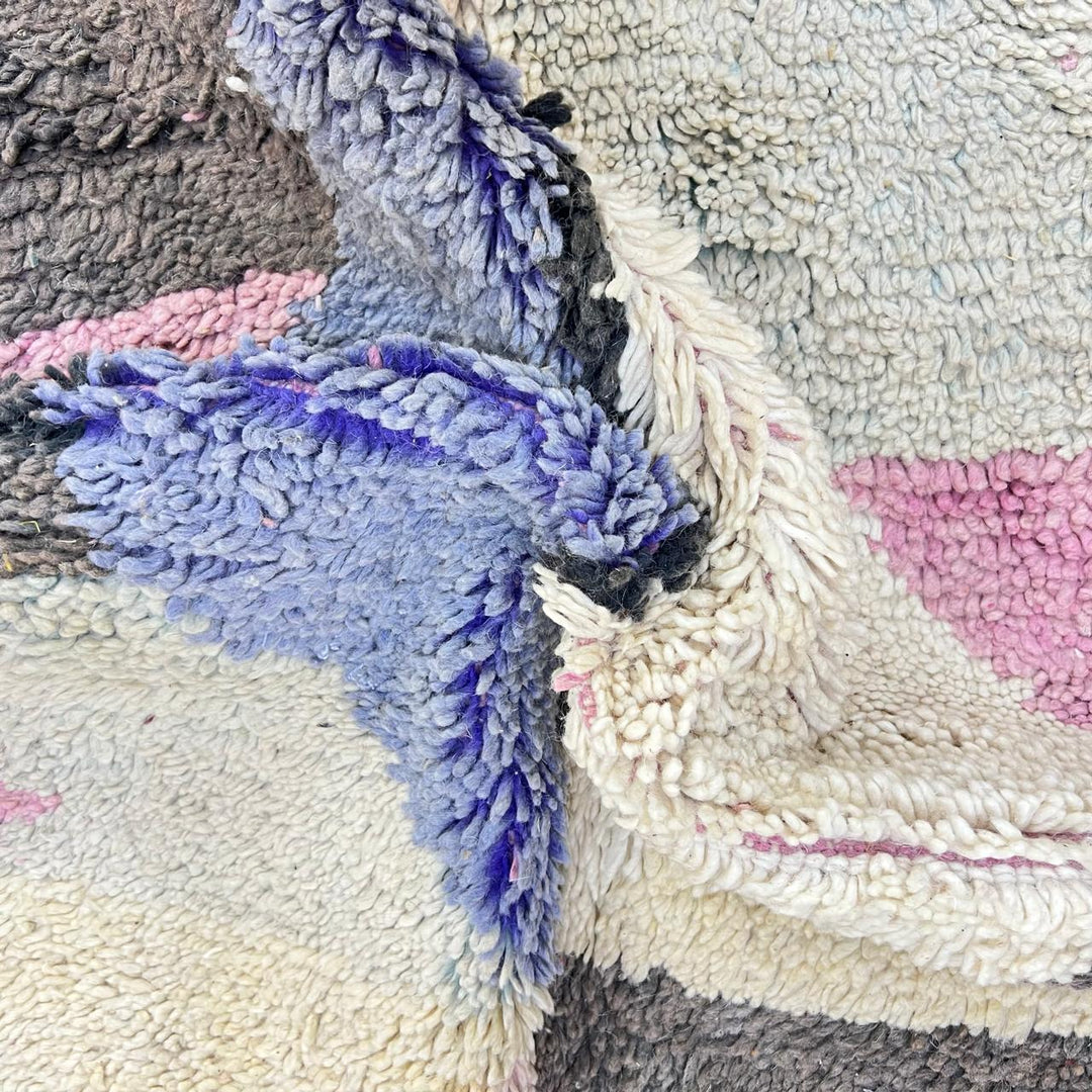 Vintage Moroccan wool rug 735 – handmade geometric pastel Berber carpet in pink, beige, and cream (247 × 156 cm / 8.10 × 5.11 ft).