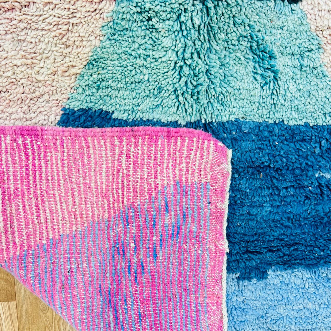 Vintage Moroccan wool rug JNN – handmade abstract Berber wool carpet 263 × 158 cm (8.63 × 5.18 ft).