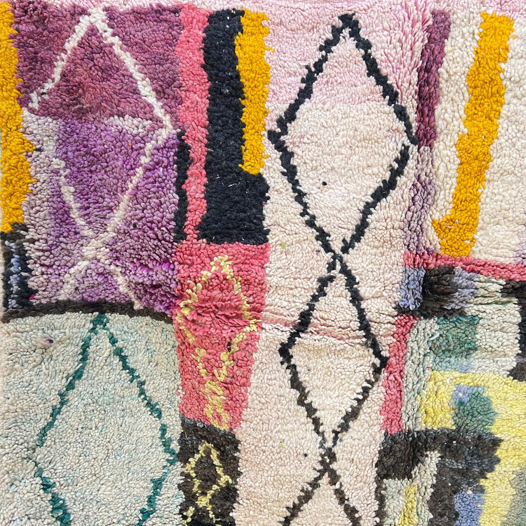 Vintage Moroccan Wool Rug 148 – handmade colorful abstract Moroccan wool rug (248 × 162 cm).