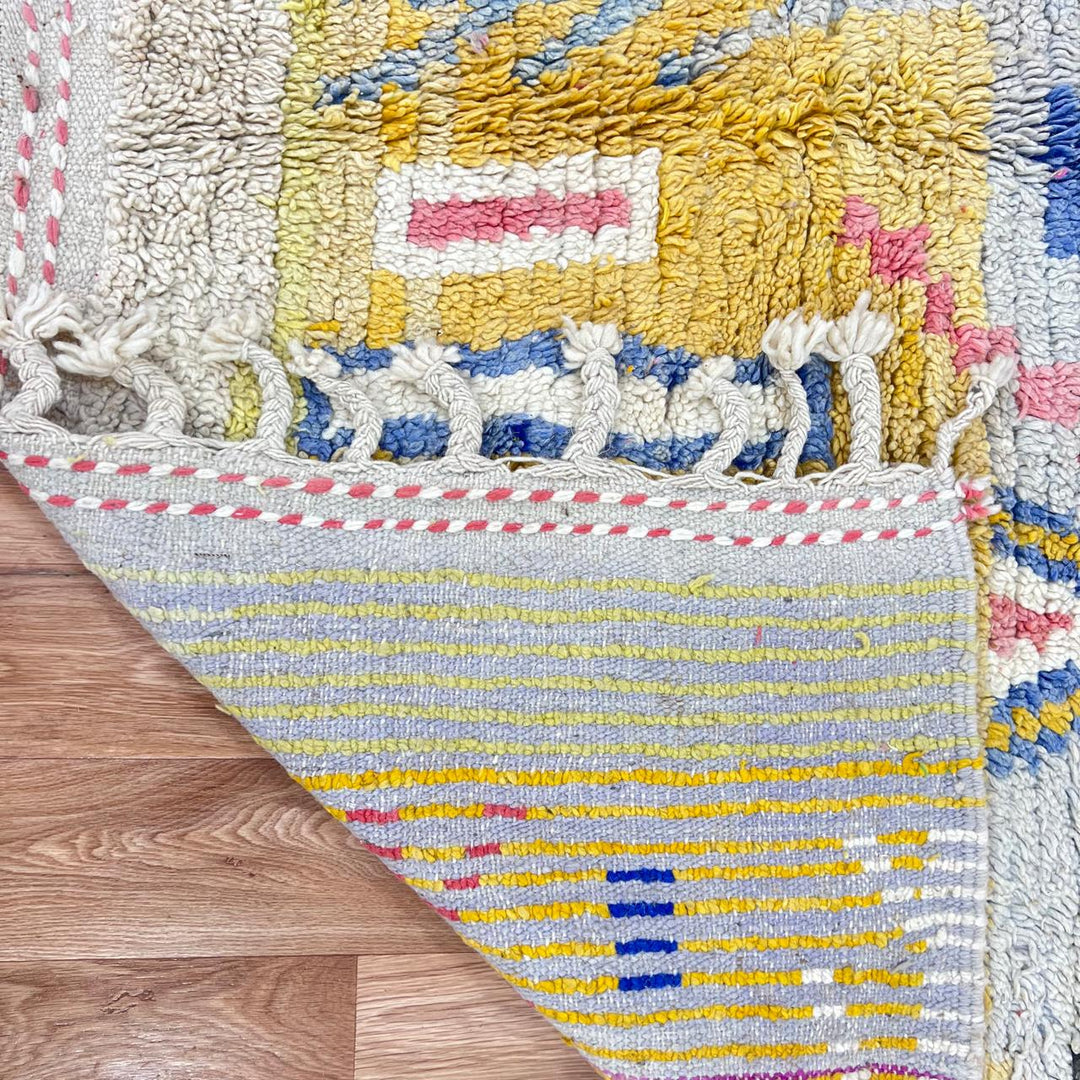 Vintage Moroccan wool rug 829 – handmade Berber carpet with olive green, yellow, beige, and tribal abstract patterns, 286 × 202 cm (9.38 × 6.62 ft).