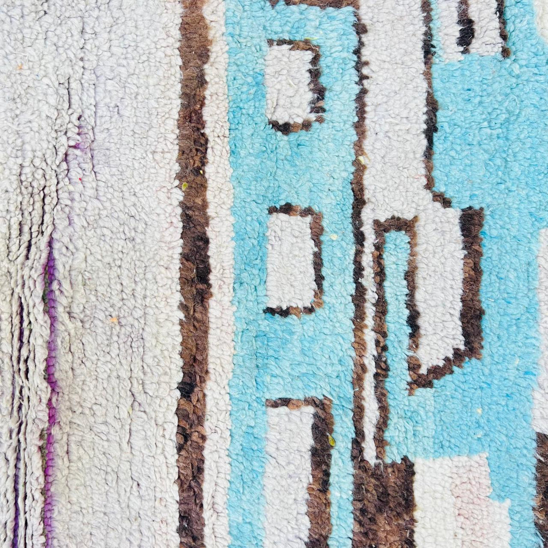 Vintage Moroccan wool rug 738 – handmade blue beige geometric Berber wool carpet 255 × 160 cm (8.36 × 5.25 ft).