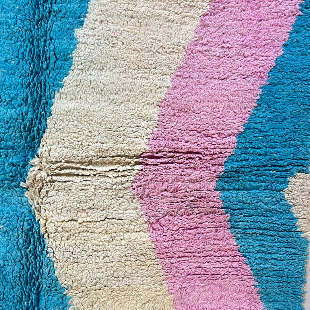 Vintage Moroccan wool rug 741 – handwoven Berber carpet with pastel pink, blue, and cream zigzag pattern, 253 × 159 cm (8.30 × 5.21 ft).