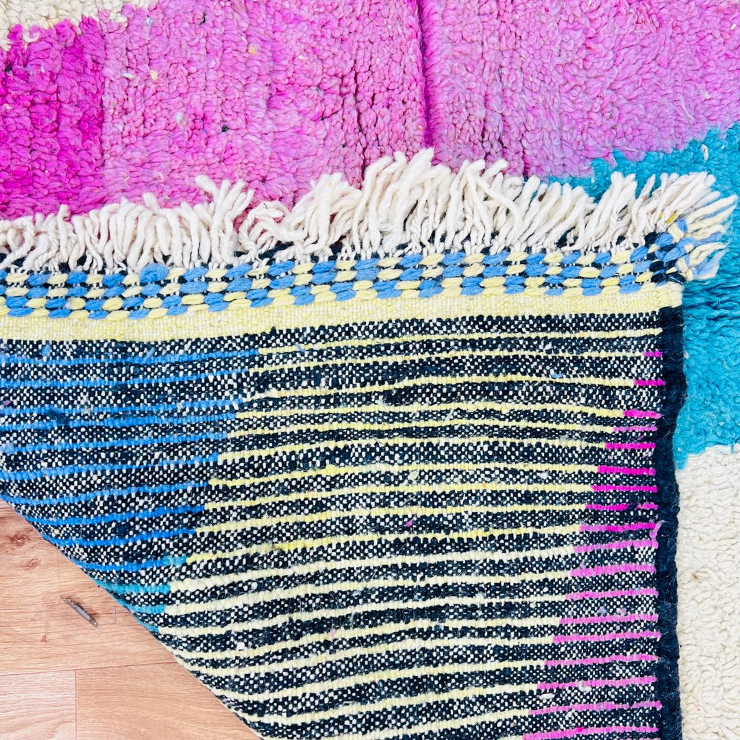 Vintage Moroccan Wool Rug – Blue &amp; Pink Chevron Design 701