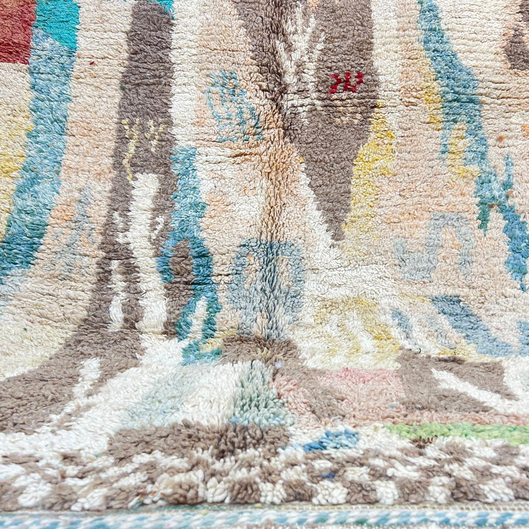 Vintage Moroccan wool rug 915 – handmade beige and turquoise Berber carpet with geometric tribal motifs (271 × 196 cm / 8.89 × 6.43 ft).