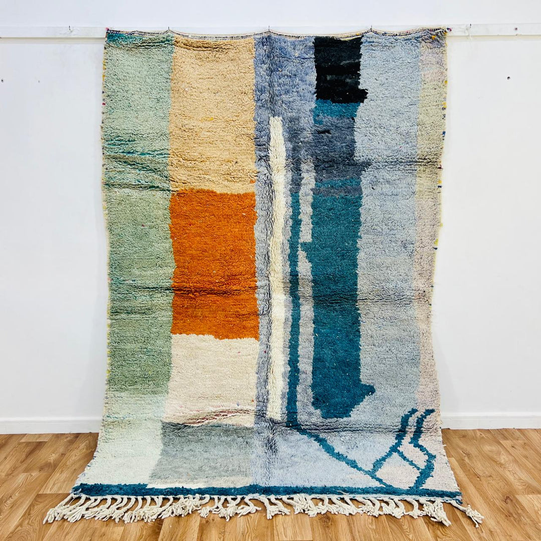 Vintage Moroccan Wool Rug – Handmade Abstract Design 717