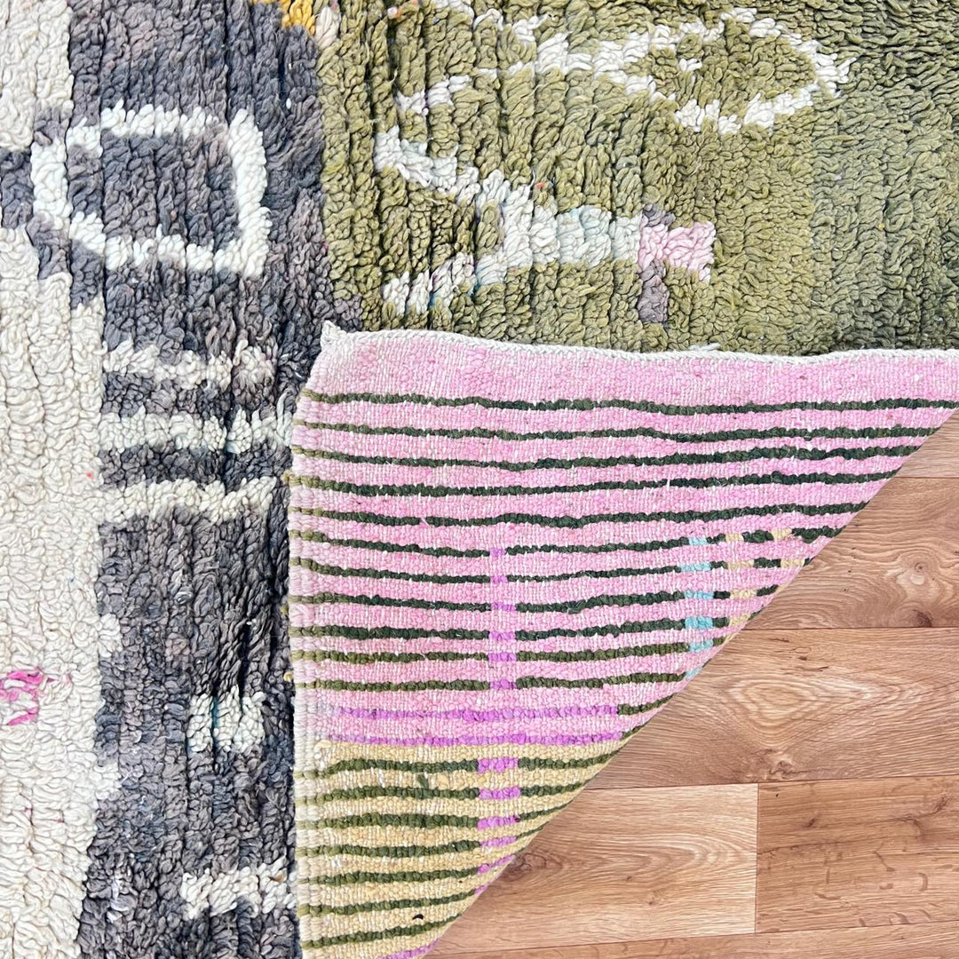 Vintage Moroccan wool rug 829 – handmade Berber carpet with olive green, yellow, beige, and tribal abstract patterns, 286 × 202 cm (9.38 × 6.62 ft).