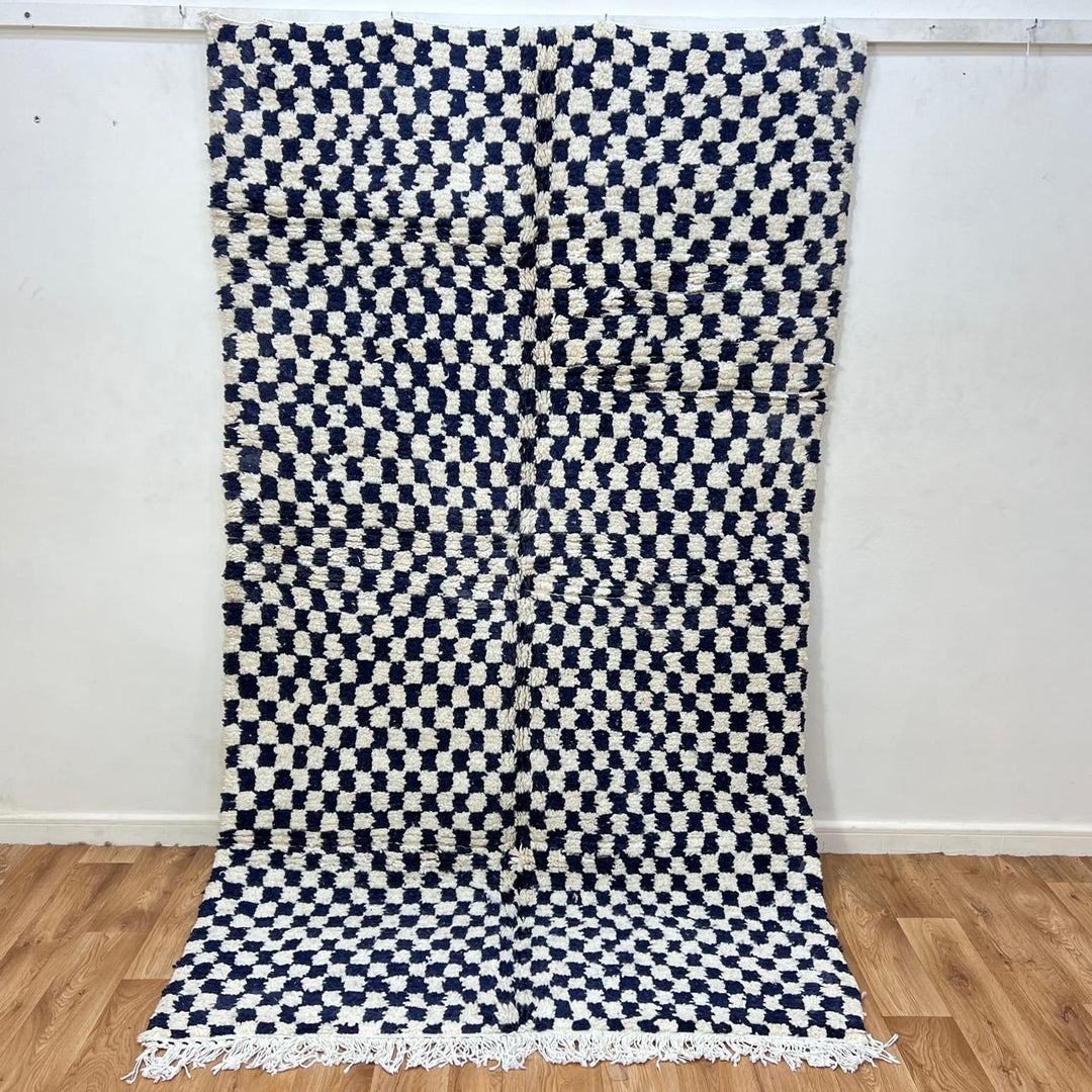 Vintage Moroccan wool rug 146 – handmade black and white checkered geometric Berber design (248 × 146 cm).