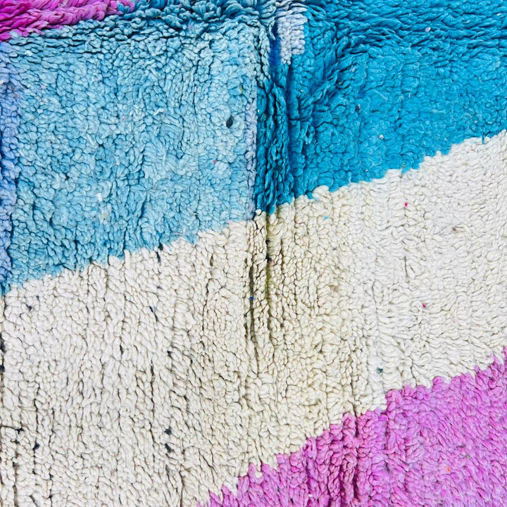 Vintage Moroccan Wool Rug – Blue &amp; Pink Chevron Design 701