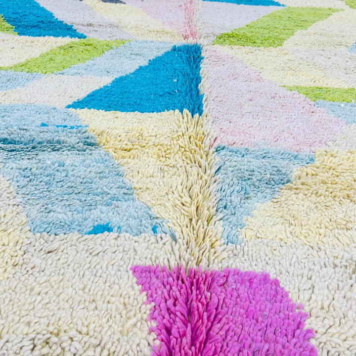 Vintage Moroccan rug handmade from pastel wool with abstract geometric Berber design, 260x165 cm